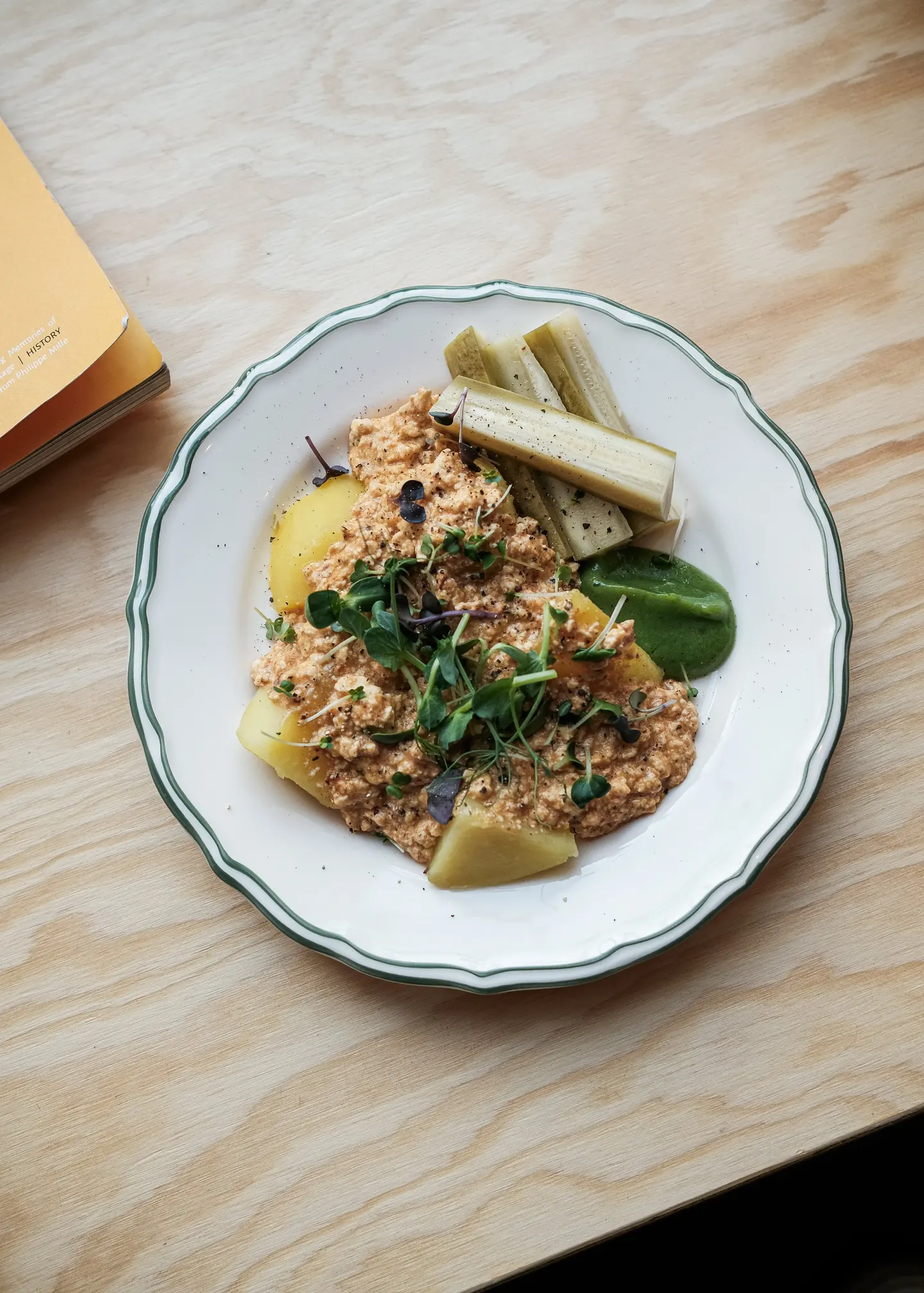 Smashed tofu sauce with potatoes